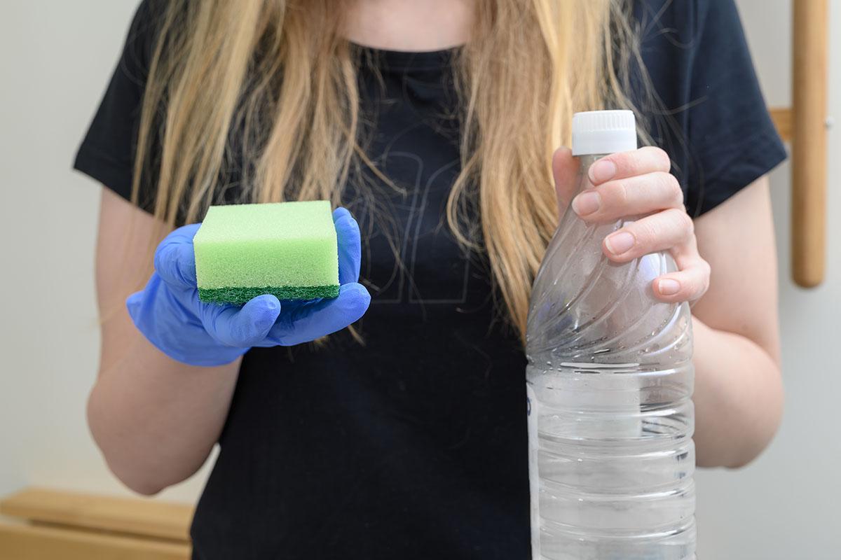 Was Sie in den Kühlschrank legen sollten, um unangenehme Gerüche zu beseitigen. Hilft Obst und Gemüse länger haltbar zu machen.