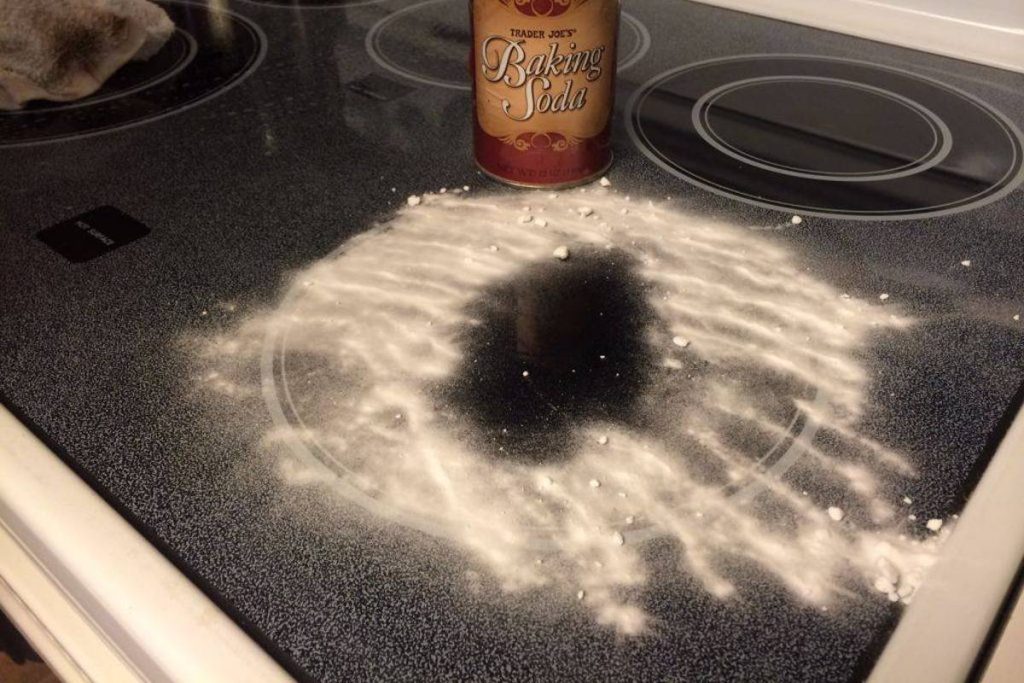 Nur so reinige ich mein Induktionskochfeld. Kratzer und Fingerabdrücke gehören der Vergangenheit an. 4 (2)