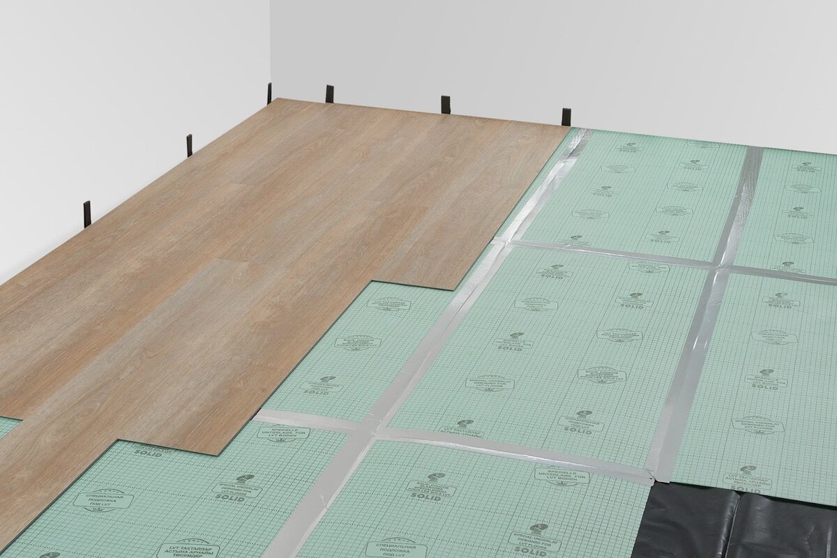 Ein Fehler beim Verlegen von Laminat kann den gesamten Bodenbelag ruinieren. Die meisten Menschen machen diesen Fehler bereits am ersten Tag.